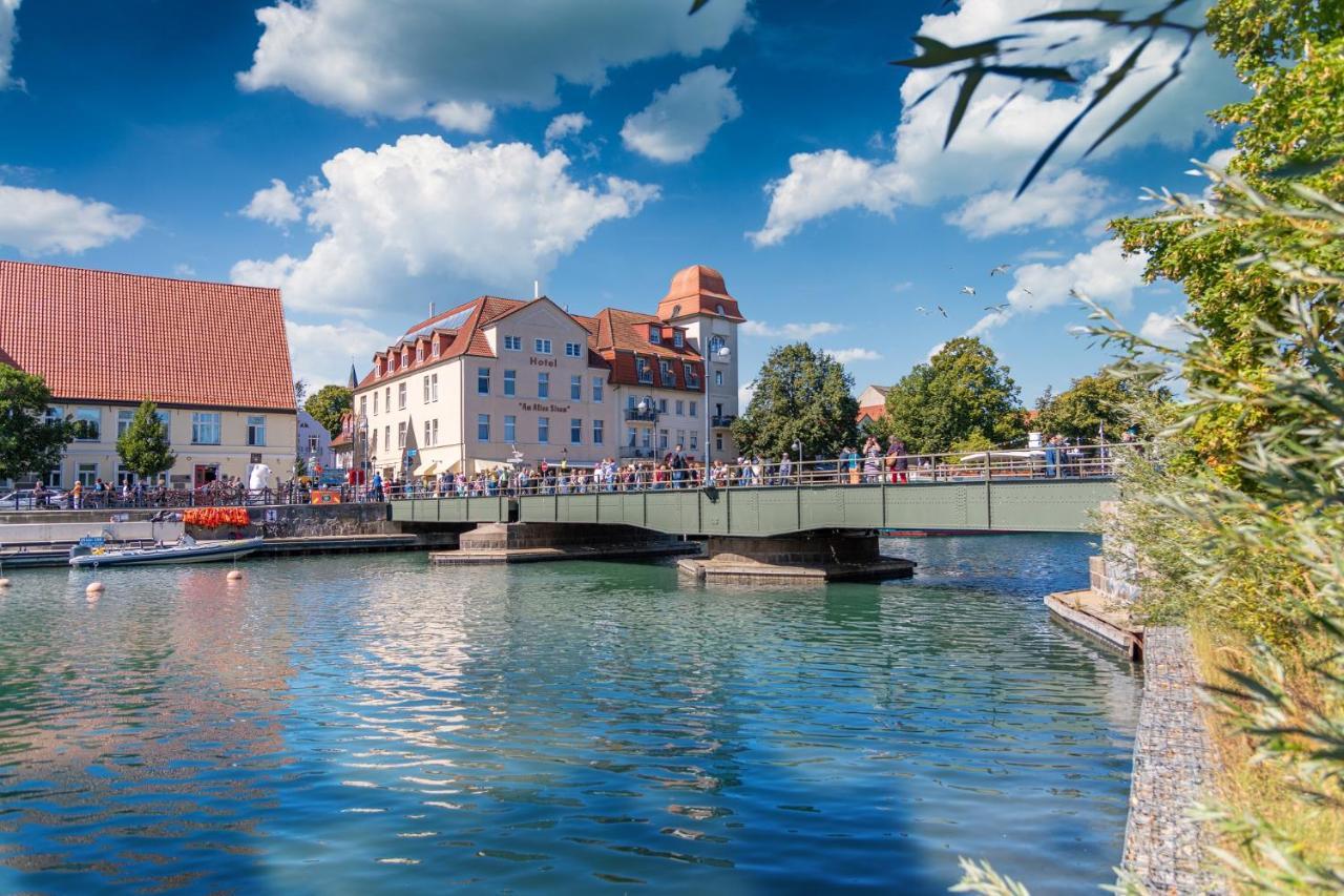 Hotel Am Alten Strom Rostock Eksteriør bilde