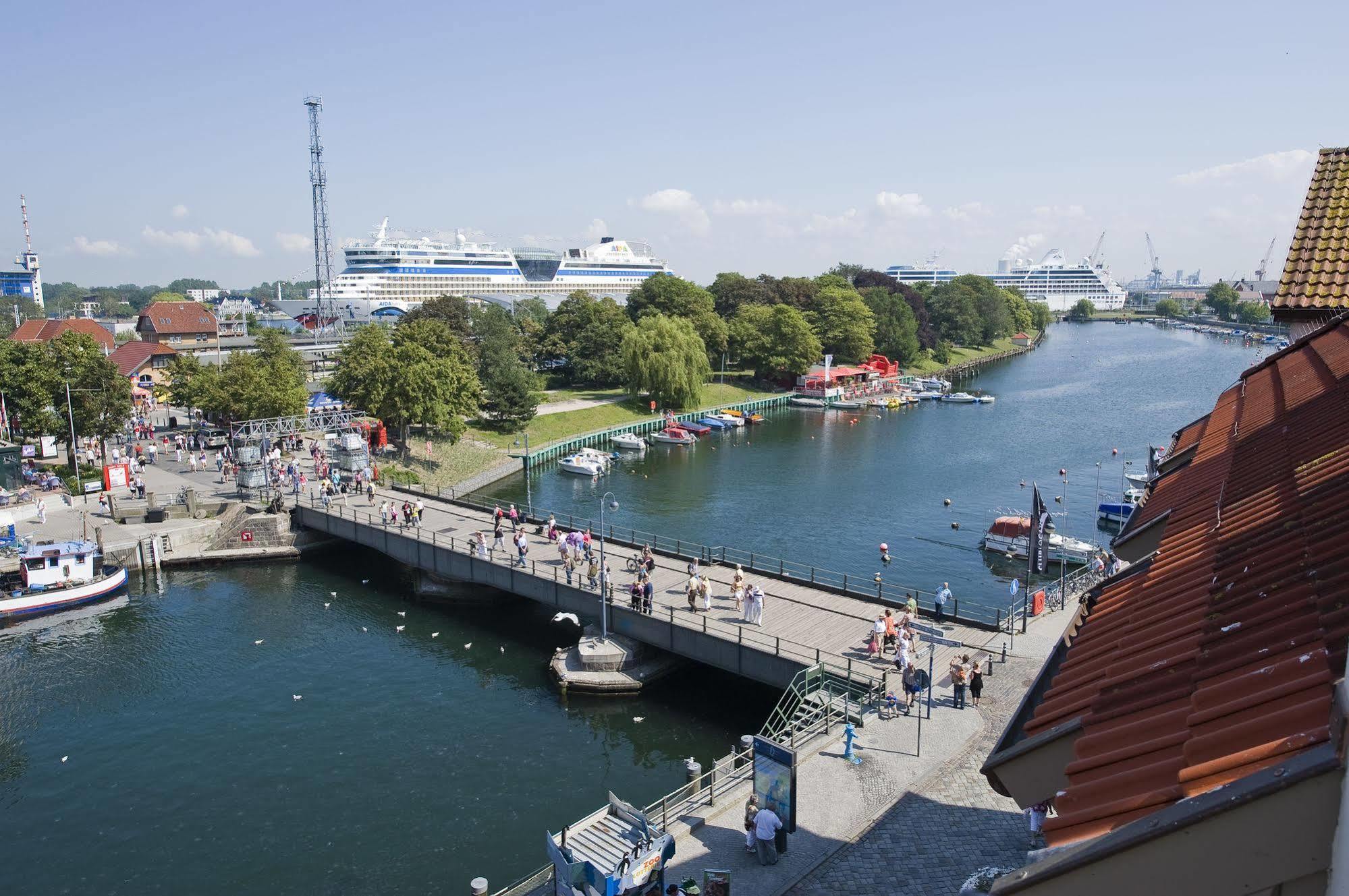 Hotel Am Alten Strom Rostock Eksteriør bilde